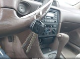 Toyota Camry Le 4T1BG22K5XU466116 photo
