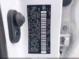 Toyota Corolla Le JTDEPMAE0N3004879 снимка