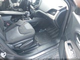 Jeep Cherokee Latitude Fwd 1C4PJLCX0JD524894 photo