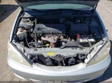 Toyota Camry Le 4T1BE32K83U689031 снимка