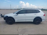 Volkswagen Tiguan 2.0T Se R-Line Black 3VVCB7AX8RM222387 photo