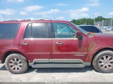 Lincoln Navigator 5LMFU27RX4LJ20979 снимка