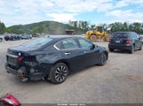 Nissan Altima 2.5 Sv 1N4AL3AP3JC209800 photo
