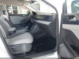 Volkswagen Taos 1.5T Se 3VVLX7B23NM024931 photo