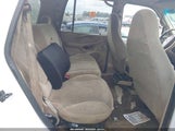 Ford Expedition Xlt 1FMRU15W32LA16477 photo