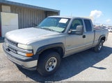 Chevrolet Silverado  Ls 1GCGK29U9YE339428 снимка