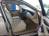Lincoln Town Car Signature Limited 1LNHM82V57Y621918 снимка