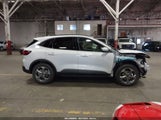Ford Escape St-Line Select 1FMCU9NA8SUB32776 снимка