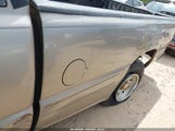 Chevrolet Silverado  Ls 1GCEK14V9YE423962 fotografie