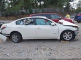 Nissan Altima Hybrid 1N4CL21E39C152091 photo