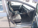 Toyota Corolla Le 2T1BURHE3JC033227 снимка