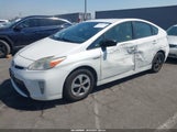 Toyota Prius Two JTDKN3DU1D5635777 снимка