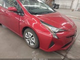 Toyota Prius Two JTDKBRFU3J3073316 снимка