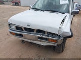 Nissan Truck King Cab Se/King Cab Xe 1N6HD16Y8SC468485 fotografie