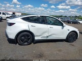 Tesla Model Y Long Range Dual Motor All-Wheel Drive/Long Range Launch Series 7SAYGDEE1TF382767 photo