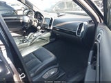 Porsche Cayenne Platinum Edition WP1AA2A21ELA90468 снимка