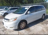 Toyota Sienna Xle 5TDYK4CC1AS339231 снимка
