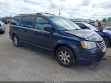 Chrysler Town & Country Touring 2A8HR54P38R635253 fotografie