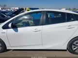 Toyota Prius Two JTDKBRFU4H3042473 снимка
