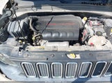 Jeep Renegade Latitude ZACCJBBTXGPC62447 снимка
