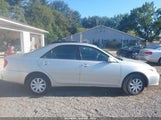 Toyota Camry Le 4T1BE32KX3U746037 снимка