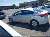 Kia Forte Lx 3KPFL4A72JE212282 снимка