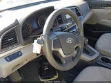 Hyundai Elantra Se 5NPD74LF9HH120513 снимка
