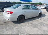 Toyota Corolla L 2T1BU4EE3DC982210 fotografie