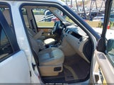 Land Rover Lr4 SALAG2D48DA653001 fotografie