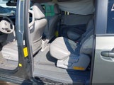 Toyota Sienna Xle V6 8 Passenger 5TDYK3DC8DS298545 снимка