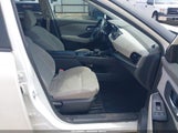 Nissan Rogue Sv Fwd 5N1BT3BA6PC740860 fotografie