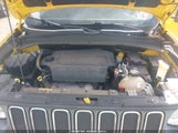 Jeep Renegade Latitude ZACCJBBT0FPC46417 снимка