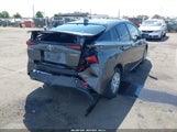 Toyota Prius Le JTDKARFU8L3115064 снимка