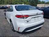 Toyota Corolla Le JTDEPRAE1LJ079497 снимка