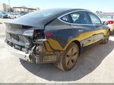 Tesla Model 3 Long Range Dual Motor All-Wheel Drive 5YJ3E1EB2LF710425 fotografie