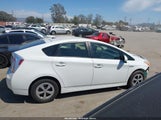 Toyota Prius Three JTDKN3DU4D5681023 снимка