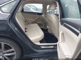 Volkswagen Passat 1.8T R-Line 1VWDT7A30HC048177 fotografie