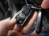 Buick Regal Tourx Awd Essence W04GV8SX5K1067001 снимка