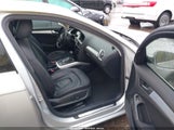 Audi A4 2.0T Premium WAUEFAFL1BN054566 снимка