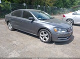 Volkswagen Passat 2.5L Se 1VWBP7A34DC045160 снимка