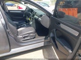Volkswagen Passat 2.5L Se 1VWBP7A34DC045160 снимка