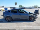Tesla Model Y Performance Dual Motor All-Wheel Drive 7SAYGDEF5NF404605 fotografie