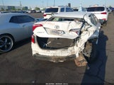 Toyota Corolla L 5YFBURHE2HP727742 снимка