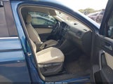 Volkswagen Tiguan 2.0T Se/2.0T Sel 3VV3B7AX1JM018695 снимка