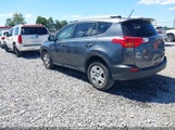 Toyota Rav4 Le JTMZFREV7FD063483 снимка
