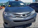 Toyota Rav4 Le JTMZFREV7FD063483 снимка