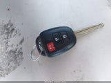 Toyota Prius C One JTDKDTB3XC1525765 снимка