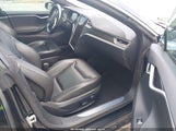 Tesla Model S 70D/85D/P85D 5YJSA1H2XFFP68743 fotografie