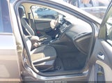 Ford Focus Se 1FADP3K24DL124392 снимка