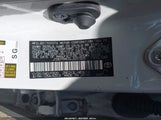 Toyota Corolla Le JTDEPRAE0LJ037323 снимка
